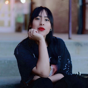 Meet your Posher, Catherine